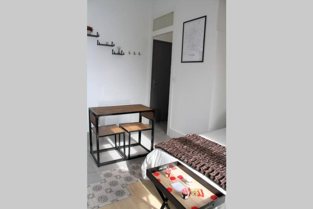 L'Escapade De Lyon, Charpennes, Jacuzzi Et Emplacement Ideal Apartman Villeurbanne Kültér fotó